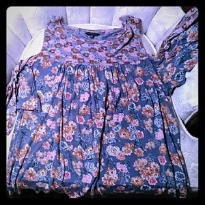 Lucky Brand cold shoulder with ties top